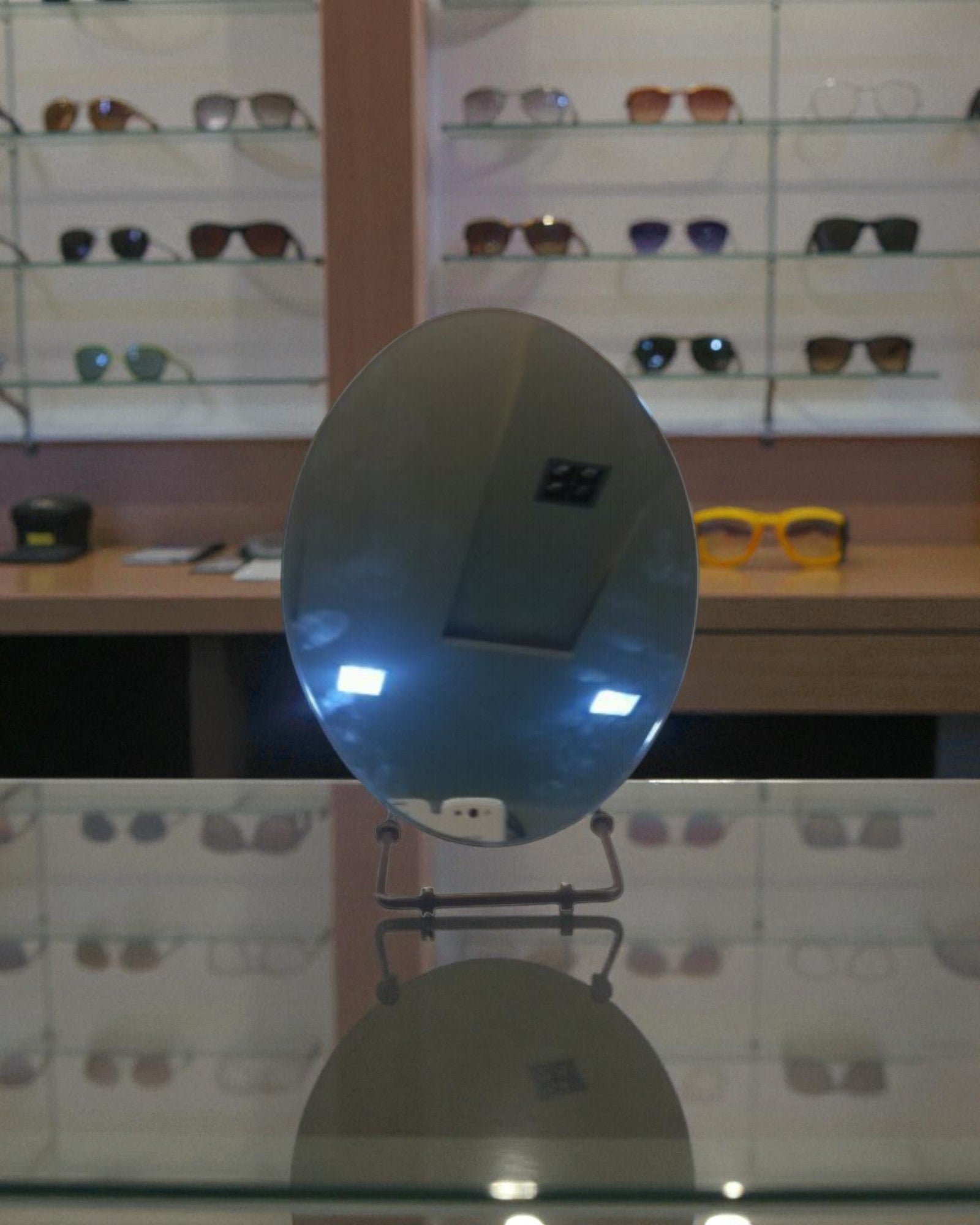 Oval Shaped Counter Top Mirror