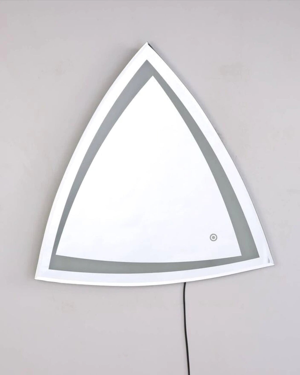 LED 16