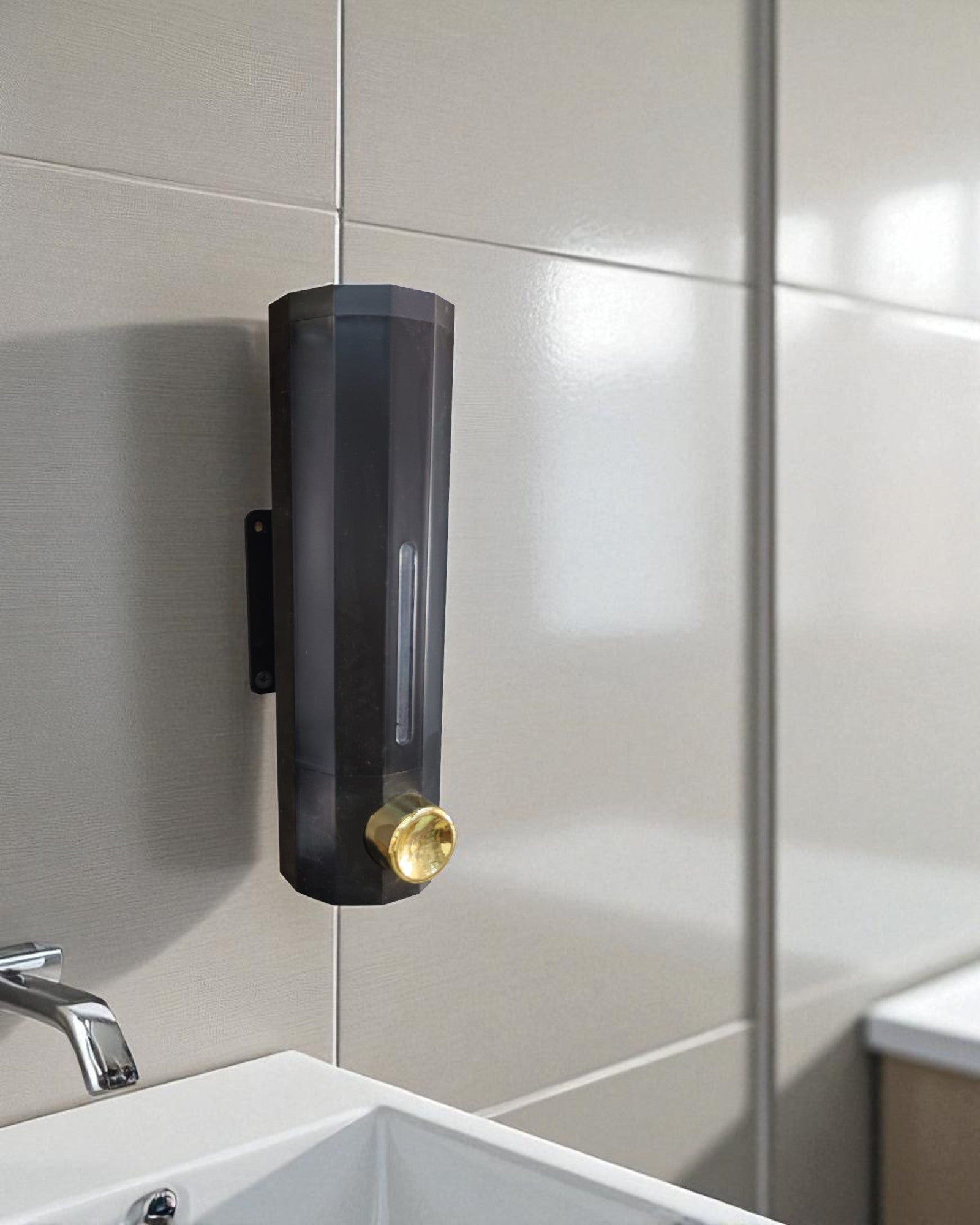 Liquid Soap / Shampoo / Body Wash Dispenser - Octagon