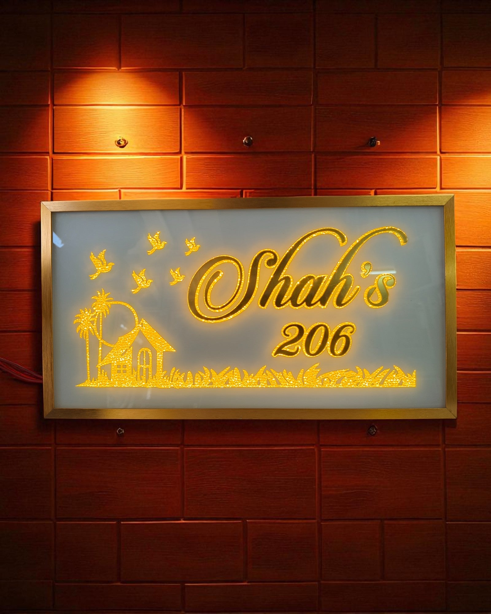 Shah with Metal Frame