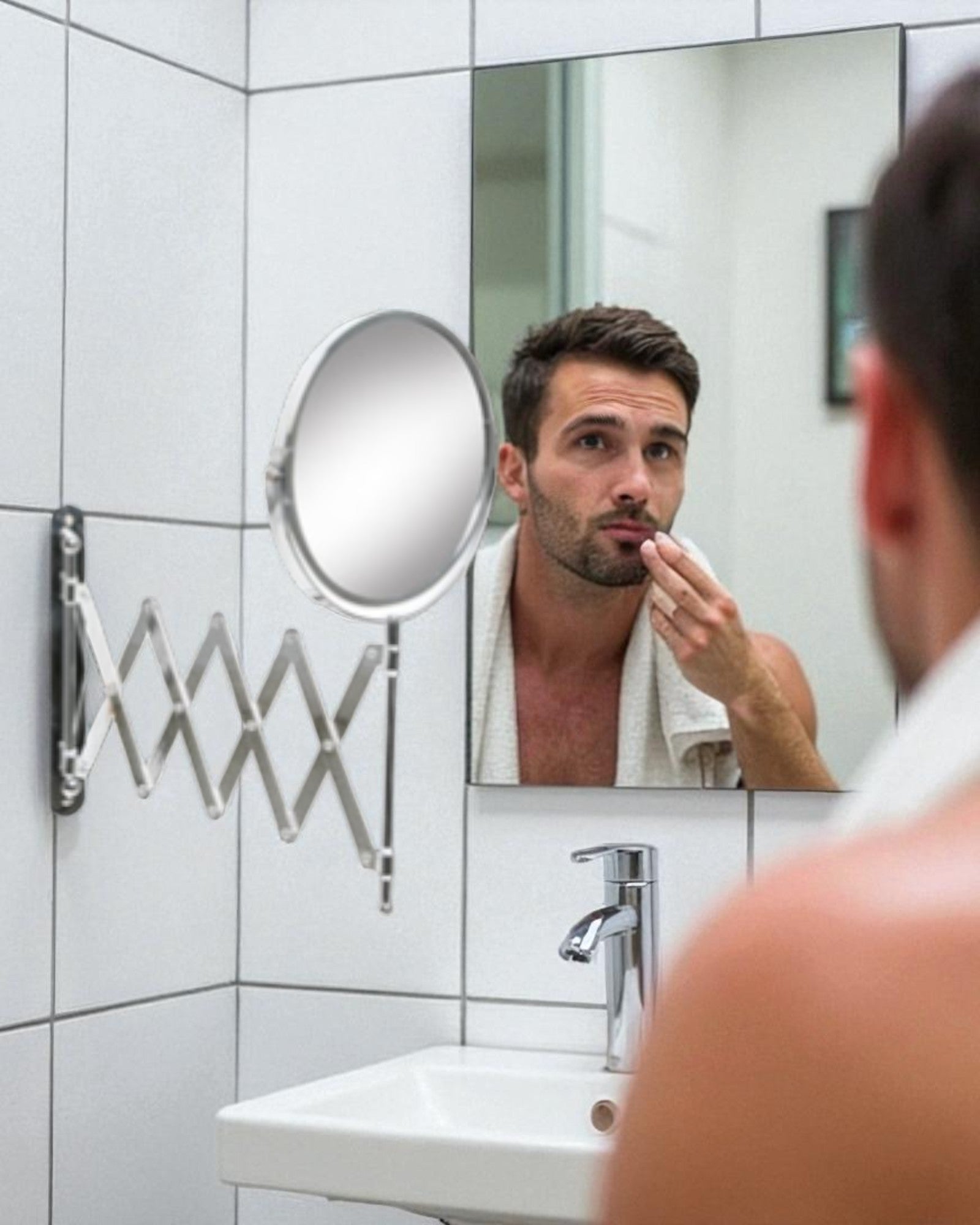 Magnifying Shaving Mirror - Retractable